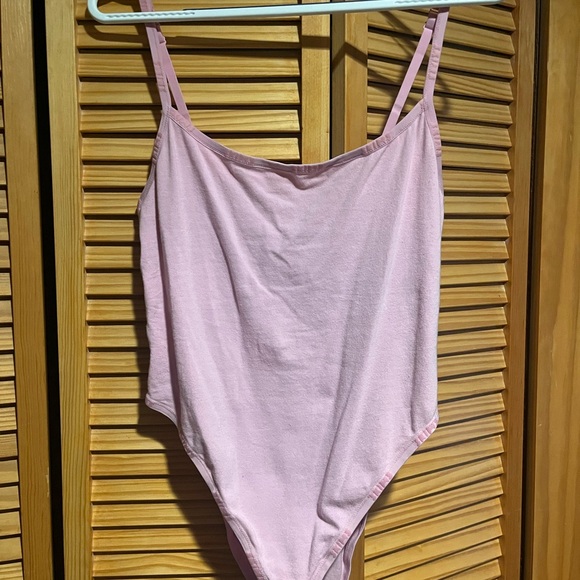 SKIMS Other - SKIMS Light Pink Bodysuit